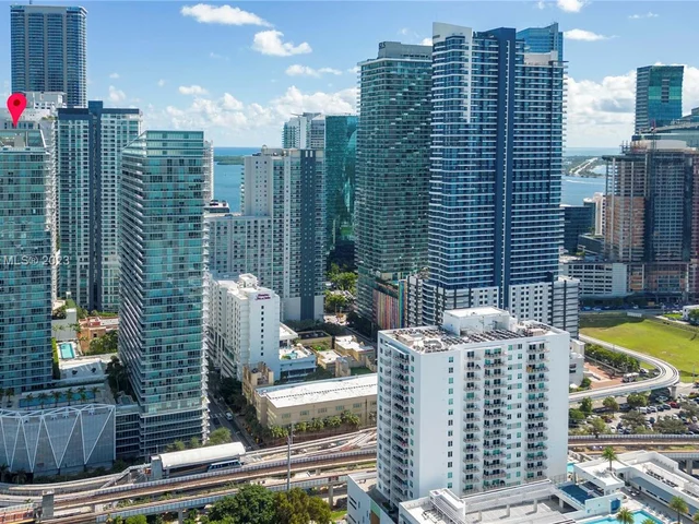 1111 SW 1 AV, Miami FL 33130