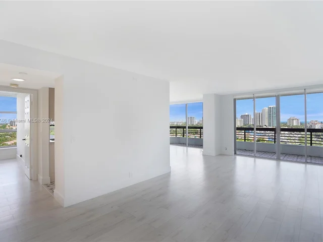 3500 Mystic Pointe Dr # 1504, Aventura FL 33180