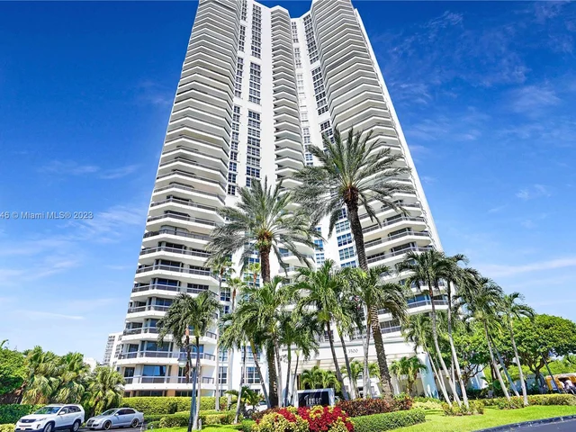 3500 Mystic Pointe Dr # 1504, Aventura FL 33180