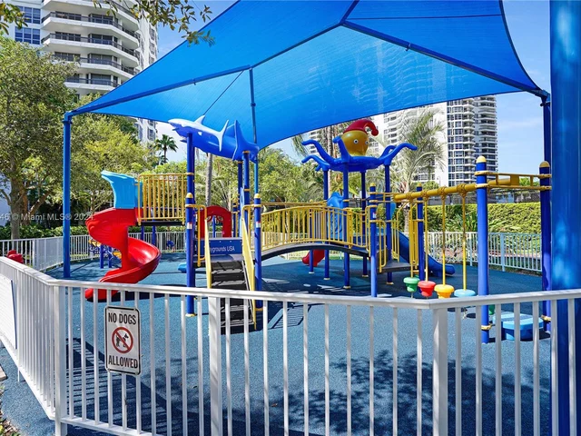 3500 Mystic Pointe Dr # 1504, Aventura FL 33180