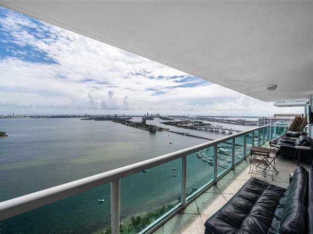1800 N Bayshore Dr # 4105, Miami FL 33132