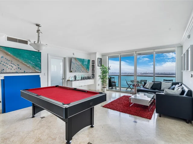 1800 N Bayshore Dr # 4105, Miami FL 33132