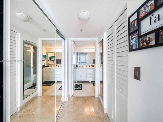 1800 N Bayshore Dr # 4105, Miami FL 33132