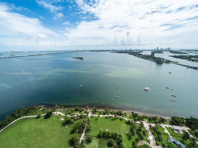 1800 N Bayshore Dr # 4105, Miami FL 33132