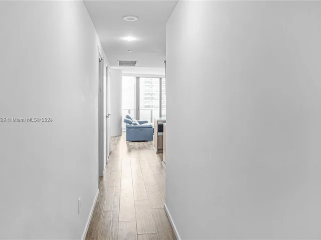 801 S Miami ave # 3904, Miami FL 33130