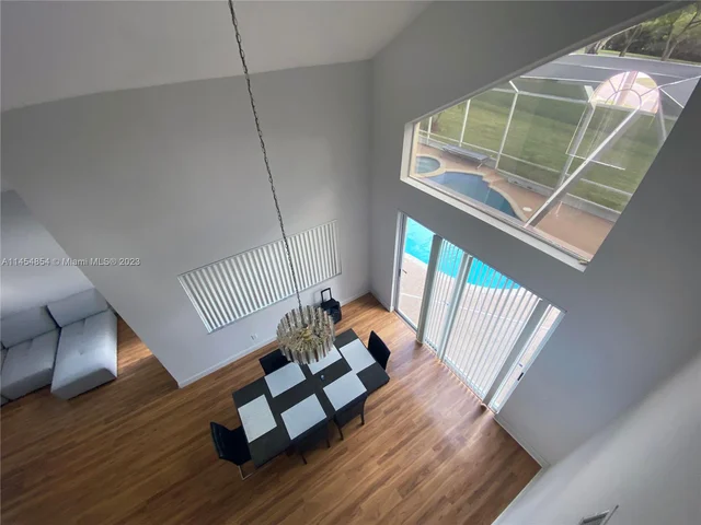 1231 NW 179th Ave, Pembroke Pines FL 33029