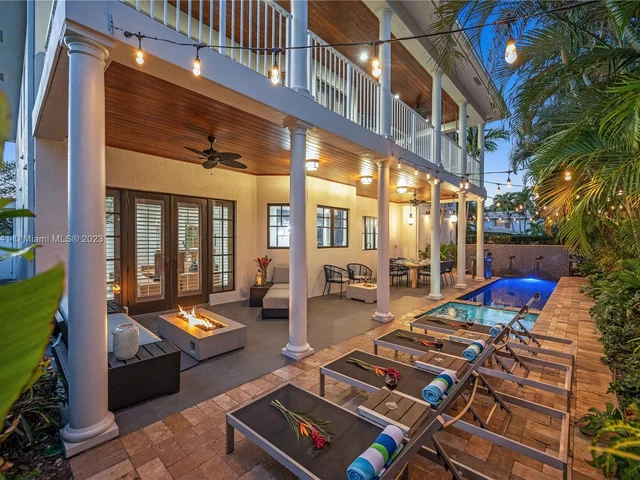 1958 Harbourview Dr, Fort Lauderdale FL 33316