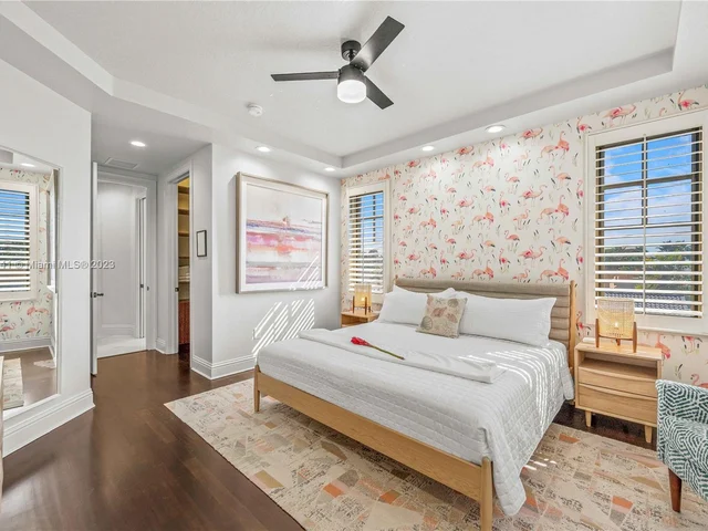 1958 Harbourview Dr, Fort Lauderdale FL 33316