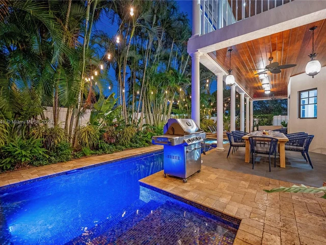 1958 Harbourview Dr, Fort Lauderdale FL 33316