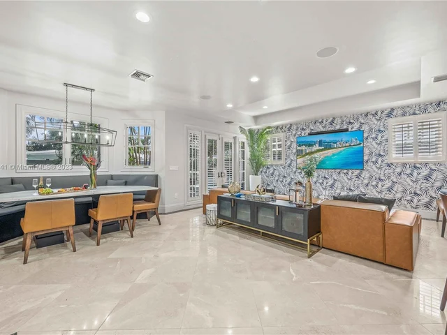 1958 Harbourview Dr, Fort Lauderdale FL 33316