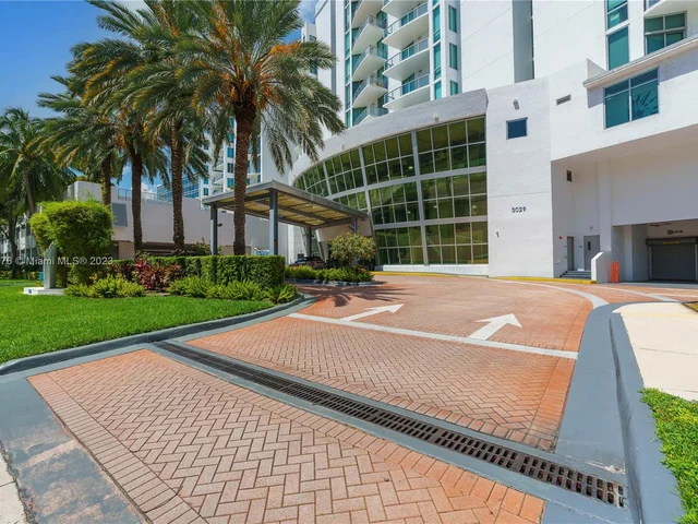 3029 NE 188th St # 419, Aventura FL 33180