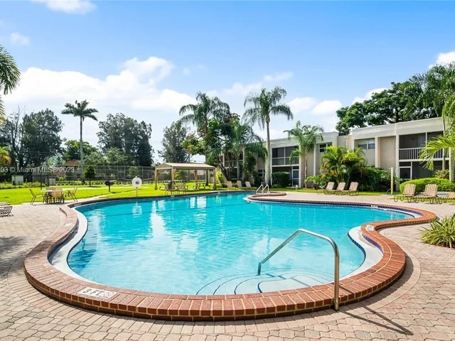 8530 Old Country Mnr # 125, Davie FL 33328