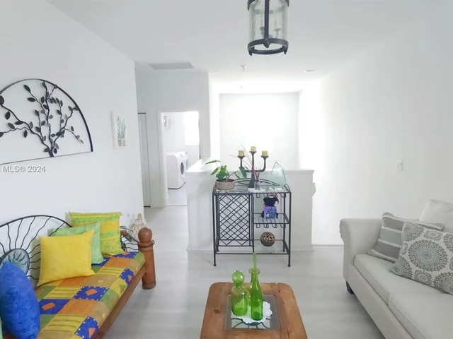 1801 Lake Cove Dr, Lake Worth FL 33460