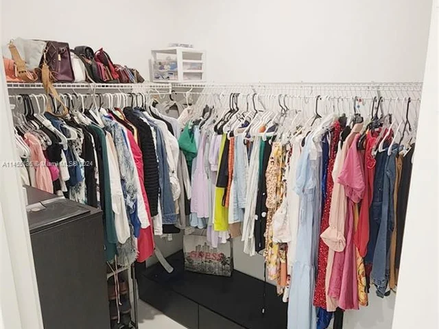 1801 Lake Cove Dr, Lake Worth FL 33460