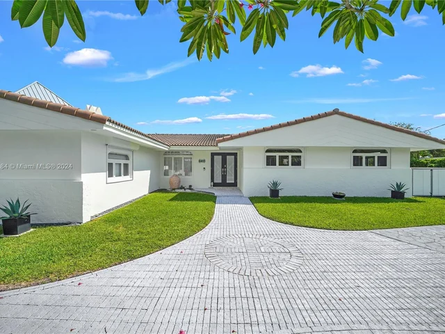 6485 SW 52nd St, Miami FL 33155