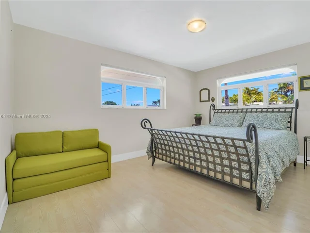 6485 SW 52nd St, Miami FL 33155