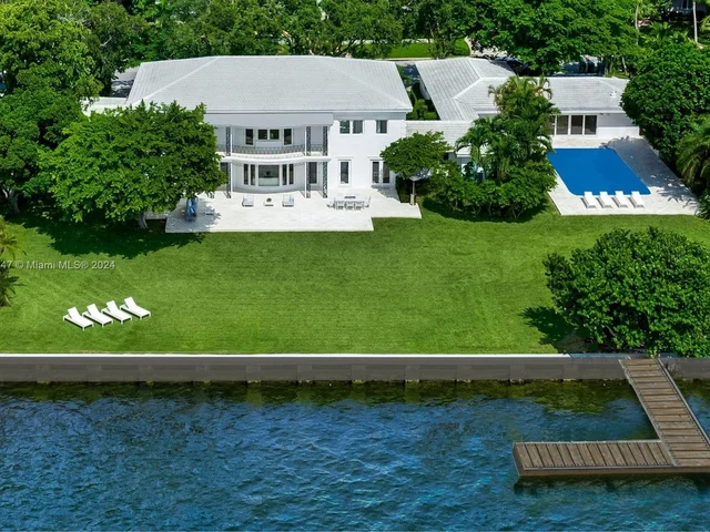 4355 Sabal Palm Rd, Miami FL 33137