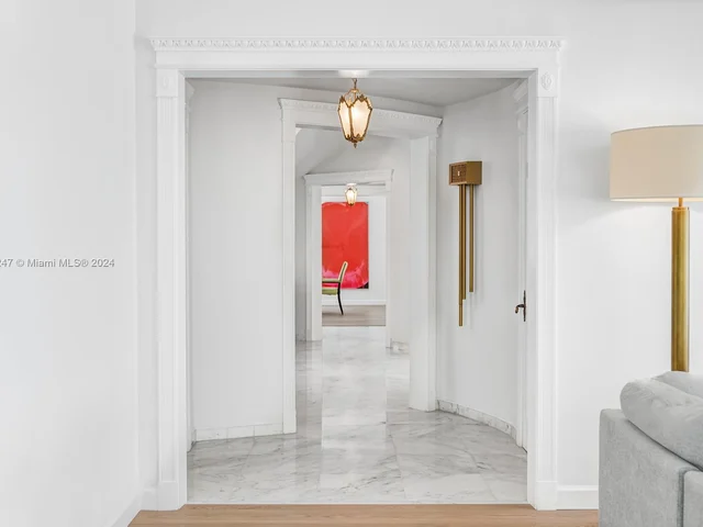 4355 Sabal Palm Rd, Miami FL 33137