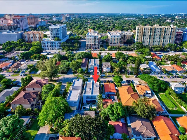 3570 SW 23rd St # 3570, Miami FL 33145