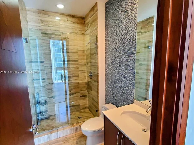 16001 Collins Ave # 3601, Sunny Isles Beach FL 33160