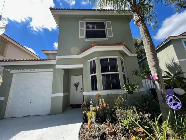 3990 Tree Tops Rd, Cooper City FL 33026