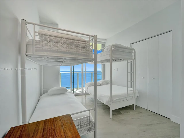 4111 S Ocean Dr, Hollywood FL 33019