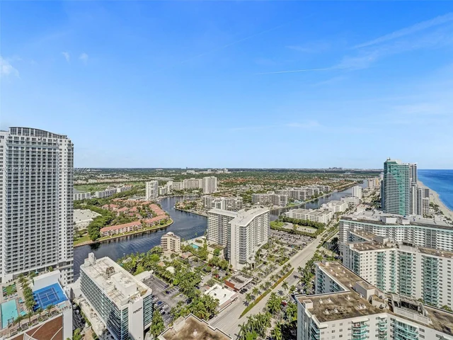 4111 S Ocean Dr, Hollywood FL 33019