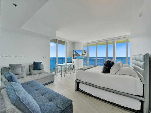 4111 S Ocean Dr, Hollywood FL 33019