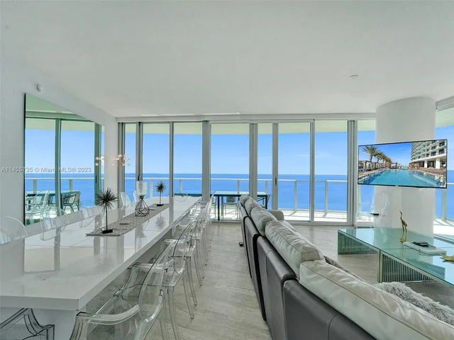 4111 S Ocean Dr, Hollywood FL 33019