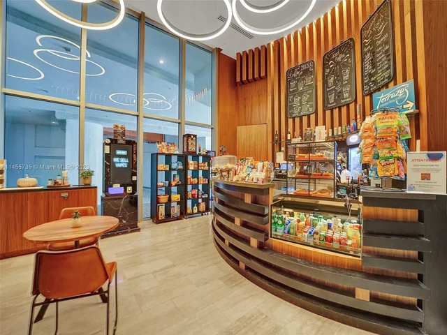 4111 S Ocean Dr, Hollywood FL 33019