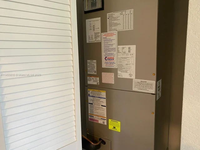 21416 NE 3rd Path # 21416, Miami FL 33179