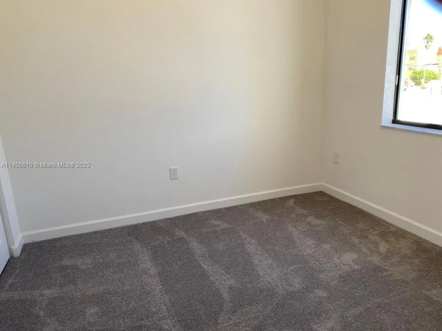 21416 NE 3rd Path # 21416, Miami FL 33179