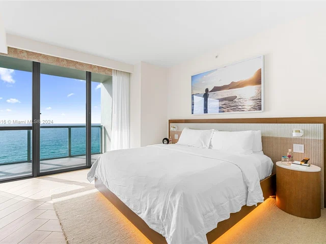 2201 Collins Ave # 1429, Miami Beach FL 33139