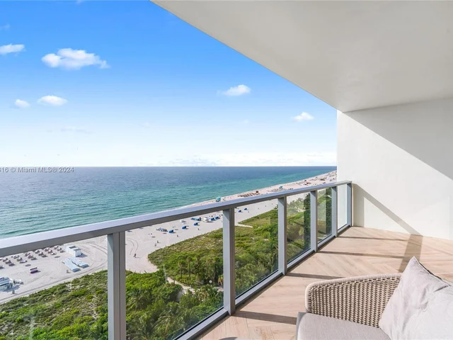 2201 Collins Ave # 1429, Miami Beach FL 33139