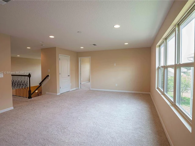 6981 Phillips Reserve Ct, Orlando FL 32819