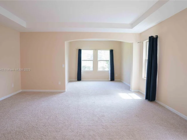 6981 Phillips Reserve Ct, Orlando FL 32819