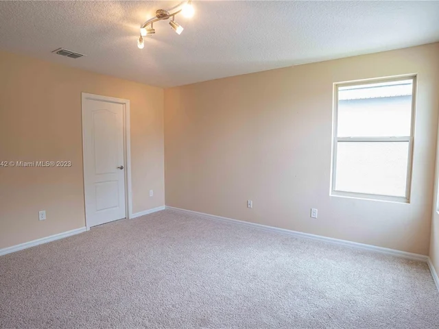 6981 Phillips Reserve Ct, Orlando FL 32819