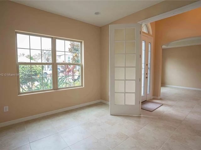 6981 Phillips Reserve Ct, Orlando FL 32819