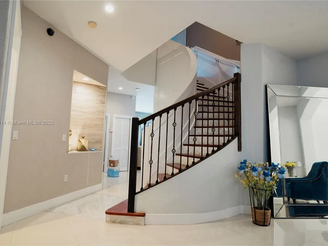 1024 SW 159th Ln, Pembroke Pines FL 33027