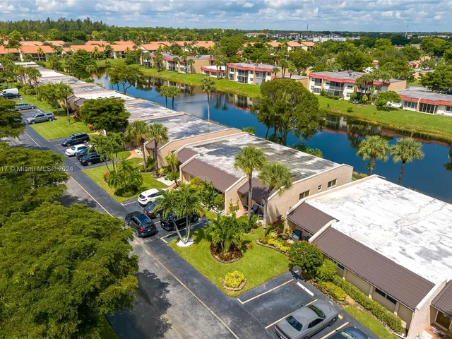 125 Lake Gloria Dr # 125, West Palm Beach FL 33411