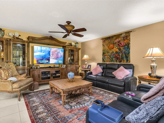 125 Lake Gloria Dr # 125, West Palm Beach FL 33411