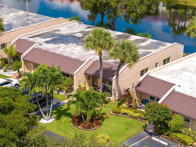 125 Lake Gloria Dr # 125, West Palm Beach FL 33411