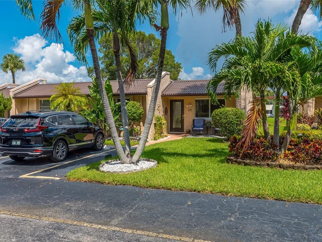 125 Lake Gloria Dr # 125, West Palm Beach FL 33411