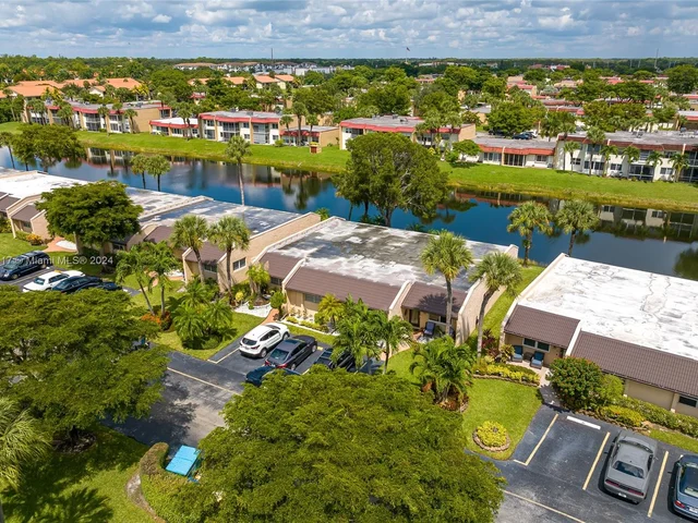 125 Lake Gloria Dr # 125, West Palm Beach FL 33411