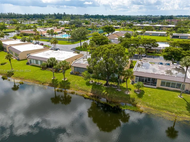 125 Lake Gloria Dr # 125, West Palm Beach FL 33411