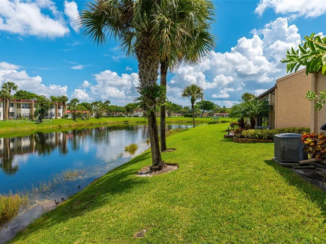 125 Lake Gloria Dr # 125, West Palm Beach FL 33411