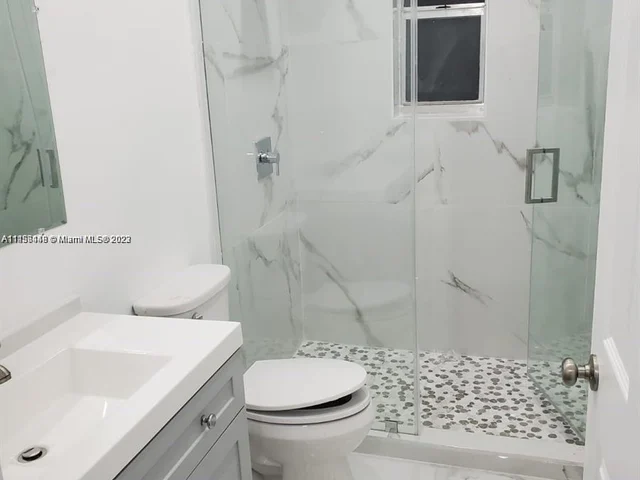 3127 NW 106th St, Miami FL 33147