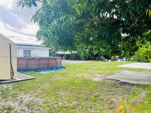 3127 NW 106th St, Miami FL 33147