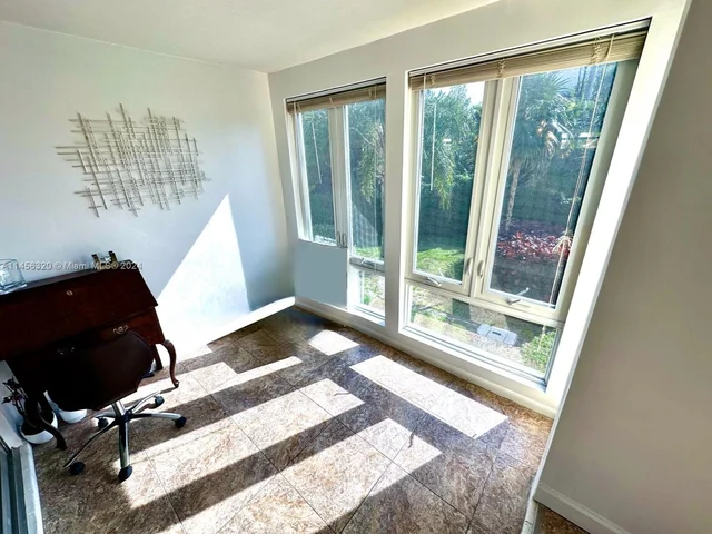 35 Colonial Club Dr. # 203, Boynton Beach FL 33435