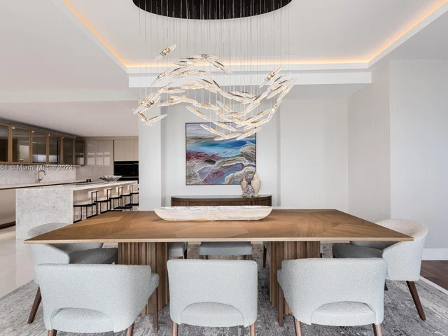 1425 Brickell Ave, Miami FL 33131